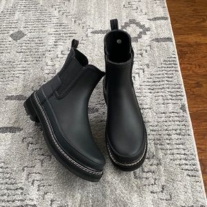 Hunter Chelsea Boots
